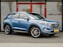 Hyundai Tucson 1.6 T-GDi Comfort 180 PK | Trekhaak 1.900kg | Origineel NL | Stoelverwarming | Navigatie | Camera | Achterbank Verwarmd | Cruise Control | Climate Control | All Season Banden | Metallic Lak | Parkeersensoren |