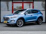Hyundai Tucson 1.6 T-GDi Comfort 180 PK | Trekhaak 1.900kg | Origineel NL | Stoelverwarming | Navigatie | Camera | Achterbank Verwarmd | Cruise Control | Climate Control | All Season Banden | Metallic Lak | Parkeersensoren |
