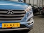 Hyundai Tucson 1.6 T-GDi Comfort 180 PK | Trekhaak 1.900kg | Origineel NL | Stoelverwarming | Navigatie | Camera | Achterbank Verwarmd | Cruise Control | Climate Control | All Season Banden | Metallic Lak | Parkeersensoren |