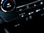 Hyundai Tucson 1.6 T-GDi Comfort 180 PK | Trekhaak 1.900kg | Origineel NL | Stoelverwarming | Navigatie | Camera | Achterbank Verwarmd | Cruise Control | Climate Control | All Season Banden | Metallic Lak | Parkeersensoren |