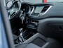 Hyundai Tucson 1.6 T-GDi Comfort 180 PK | Trekhaak 1.900kg | Origineel NL | Stoelverwarming | Navigatie | Camera | Achterbank Verwarmd | Cruise Control | Climate Control | All Season Banden | Metallic Lak | Parkeersensoren |