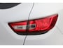 Renault Clio 0.9 TCe 90pk Life | NL-auto | 5 deuren | Airco | Cruise control | Bluetooth | Centr. deurvergr. | Elek. ramen | Radio |