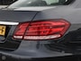 Mercedes-Benz E-klasse 250 Ambition Avantgarde AMG | Luchtvering | Harman Kardon | LED | Leder | Memory | Trekhaak | 18" | 1e Eig.