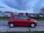 Renault Twingo 1.2 Authentique 3-Drs Airco Electr. pakket Audio-CD/MP3 ABS 2 x airbag Colorpakket PDC Dealeronderh. Apk 24/01/2027