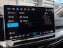 Volkswagen Golf Style Edition eHybrid Inclusief €2000,- inruilvoordeel | Trekhaak inklapbaar | 'App-Connect' draadloze smartphone integratie | Afstandscontrolesysteem (Front Assist) | Automatische afstandsregeling (Adaptive Cruise Control)