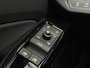 Volkswagen ID.4 Pro Limited Edition 286pk Inclusief €2000,- inruilvoordeel | 'App-Connect' draadloze smartphone integratie | Achterbank in ongelijke delen neerklapbaar incl. middenarmsteun en doorlaadmogelijkheid | Afstandscontrolesysteem (Front Assist), met voetgangers- en fietsersherkenning