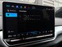 Volkswagen ID.4 Pro Limited Edition 286pk Inclusief €2000,- inruilvoordeel | 'App-Connect' draadloze smartphone integratie | Achterbank in ongelijke delen neerklapbaar incl. middenarmsteun en doorlaadmogelijkheid | Afstandscontrolesysteem (Front Assist), met voetgangers- en fietsersherkenning