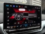 Volkswagen ID.4 Pro Limited Edition 286pk Inclusief €2000,- inruilvoordeel | 'App-Connect' draadloze smartphone integratie | Achterbank in ongelijke delen neerklapbaar incl. middenarmsteun en doorlaadmogelijkheid | Afstandscontrolesysteem (Front Assist), met voetgangers- en fietsersherkenning