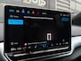Volkswagen ID.4 Pro Limited Edition 286pk Inclusief €2000,- inruilvoordeel | 'App-Connect' draadloze smartphone integratie | Achterbank in ongelijke delen neerklapbaar incl. middenarmsteun en doorlaadmogelijkheid | Afstandscontrolesysteem (Front Assist), met voetgangers- en fietsersherkenning