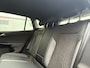 Volkswagen ID.4 Pro Limited Edition 286pk Inclusief €2000,- inruilvoordeel | 'App-Connect' draadloze smartphone integratie | Achterbank in ongelijke delen neerklapbaar incl. middenarmsteun en doorlaadmogelijkheid | Afstandscontrolesysteem (Front Assist), met voetgangers- en fietsersherkenning