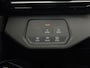 Volkswagen ID.4 Pro Limited Edition 286pk Inclusief €2000,- inruilvoordeel | 'App-Connect' draadloze smartphone integratie | Achterbank in ongelijke delen neerklapbaar incl. middenarmsteun en doorlaadmogelijkheid | Afstandscontrolesysteem (Front Assist), met voetgangers- en fietsersherkenning
