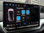 Volkswagen ID.4 Pro Limited Edition 286pk Inclusief €2000,- inruilvoordeel | 'App-Connect' draadloze smartphone integratie | Achterbank in ongelijke delen neerklapbaar incl. middenarmsteun en doorlaadmogelijkheid | Afstandscontrolesysteem (Front Assist), met voetgangers- en fietsersherkenning