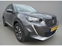 Peugeot 2008 130pk PT Allure Aut., Camera | Navi & CarPlay | Clima * 2e Paasdag vanaf 10u geopend!