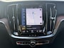 Volvo S60 2.0T B3 Mild-hybrid Aut, R-design | Navi & CarPlay * 2e Paasdag vanaf 10u geopend!
