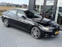BMW 3-Serie 320i Executive Clima | Trekhaak | Navi pro | Nwe APK