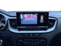 Kia Ceed Sportswagon 1.5 T-GDi DynamicLine | Cruise Control Adaptief | Camera | Carplay | Navi | LM Velgen | 140 PK | Fabrieksgarantie 19-8-2031 +3x 1 jaar* | NAP