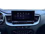 Kia Ceed Sportswagon 1.5 T-GDi DynamicLine | Cruise Control Adaptief | Camera | Carplay | Navi | LM Velgen | 140 PK | Fabrieksgarantie 19-8-2031 +3x 1 jaar* | NAP
