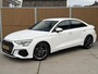 Audi A3 Limousine 30 TFSI S edition Automaat | Stoelverwarming | Inpakeerhulp | Cruise & climate control | Elektrisch inklapbare spiegels | Digitale cockpit | LED verlichting | DAB ontvangst | Parkeersensoren voor en achter