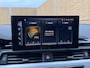 Audi A4 Avant 35 TFSI S edition Automaat | Zwart optiek | LED verlichting | Cruise & climate control | Sportstuur | Getint glas | Quantumgrijs | Lederen/stof bekleding | DAB ontvangst | Parkeersensoren achter