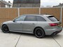 Audi A4 Avant 35 TFSI S edition Automaat | Zwart optiek | LED verlichting | Cruise & climate control | Sportstuur | Getint glas | Quantumgrijs | Lederen/stof bekleding | DAB ontvangst | Parkeersensoren achter
