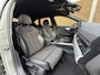 Audi A4 Avant 35 TFSI S edition Automaat | Zwart optiek | LED verlichting | Cruise & climate control | Sportstuur | Getint glas | Quantumgrijs | Lederen/stof bekleding | DAB ontvangst | Parkeersensoren achter