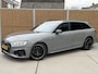 Audi A4 Avant 35 TFSI S edition Automaat | Zwart optiek | LED verlichting | Cruise & climate control | Sportstuur | Getint glas | Quantumgrijs | Lederen/stof bekleding | DAB ontvangst | Parkeersensoren achter
