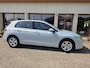 Volkswagen Golf 1.5 eTSI Life Edition | Mild Hybrid | Navi | Dealerstaat