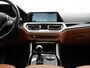 BMW 3-Serie Touring 320e Sportline PHEV 204pk SOH 91.4% Dealer O.H | Lederen Sportstoelen Verwarmd | Sfeerverlichting | Apple Carplay | Navigatie | Cruise Control | Virtual | DAB | Plug In Hybrid