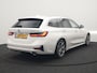 BMW 3-Serie Touring 320e Sportline PHEV 204pk SOH 91.4% Dealer O.H | Lederen Sportstoelen Verwarmd | Sfeerverlichting | Apple Carplay | Navigatie | Cruise Control | Virtual | DAB | Plug In Hybrid