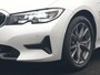 BMW 3-Serie Touring 320e Sportline PHEV 204pk SOH 91.4% Dealer O.H | Lederen Sportstoelen Verwarmd | Sfeerverlichting | Apple Carplay | Navigatie | Cruise Control | Virtual | DAB | Plug In Hybrid