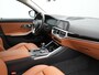 BMW 3-Serie Touring 320e Sportline PHEV 204pk SOH 91.4% Dealer O.H | Lederen Sportstoelen Verwarmd | Sfeerverlichting | Apple Carplay | Navigatie | Cruise Control | Virtual | DAB | Plug In Hybrid