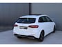 Mercedes-Benz B-klasse 200 Luxury Line / Panoramadak / Stuurwielverwarming / Stoelverwarming