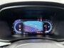 Volvo V60 B3 Essential | Google Maps navigatie | Trekhaak | Parkeersensoren Voor + Achter | Achteruitrijcamera | Sport pack | Draadloze telefoonlader | Apple Carplay / Android Auto | 18" velgen |