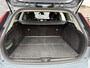 Volvo V60 B3 Essential | Google Maps navigatie | Trekhaak | Parkeersensoren Voor + Achter | Achteruitrijcamera | Sport pack | Draadloze telefoonlader | Apple Carplay / Android Auto | 18" velgen |