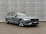 Volvo V60 B3 Essential | Google | Trekhaak | Parkeersensoren Voor + Achter | Achteruitrijcamera | Sport pack | Draadloos Opladen Telefoon | Apple Carplay / Android Auto | 18" velgen