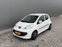 Peugeot 107 1.0-12V 5 deurs | nieuwe APK 2027 | Elek ramen | centrale vergrendeling | meeneemprijs |