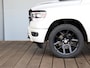 Dodge Ram 1500 5.7 V8 4x4 Crew Cab Laramie Night | Luchtvering | Elektrische side steps |