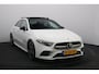 Mercedes-Benz A-klasse 200 Business Solution AMG | 7200 KM | Panoramadak | Matrix Led | Sfeerverlichting | Carplay&Android | Camera