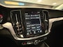Volvo V60 2.0 T5 Momentum|PANO|DODEHOEK|CAMERA|HUD|TREKHAAK|LEDER|HARMAN|ACC|CARPLAY|STOELV|BLUETOOTH|18INCH|