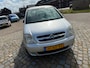 Opel Meriva 1.8-16V Cosmo