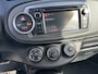 Toyota Yaris 1.3 VVT-i Now Achteruit rij can NAVI BJ 2014 !!!