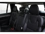 Volvo XC90 T8 Plug-in hybrid AWD Ultra Dark | Luchtvering | Panoramadak | Verwarmbare voorstoelen met massagefunctie | Premium audio by Bowers & Wilkins | 360 graden camera | Head up display | Luxe lederen bekleding | Trekhaak Elektrisch uitklapbaar | Apple Carplay & Android auto | Cruise control adaptief met Stop&Go en stuurhulp | Elektrisch bedienbare achterklep | Stuurwiel verwarmd