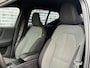 Volvo XC40 1.5 T4 Recharge Inscription Expression | Plug-In Hybride (PHEV) | Achteruitrijcamera | Parkeersensoren | Navigatie | Apple Carplay | Android Auto | BLIS | Lichtmetalen Velgen 19 inch | Trekhaak