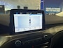 Ford Focus Wagon 1.0 EcoBoost Titanium Business STOEL - STUUR - VOORRUIT VERWARMING | PARKEERSENSOREN VOOR - ACHTER | NAVI | APLLE CARPLAY | VOLLEDIG DEALER ONDERHOUDEN