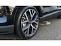 Volvo EX30 Single Motor Extended Range Plus | Black Edition | Europa | 69 kWh | Adaptive Cruise Control | Stoel + Stuurverwarming | elektr. stoelen | 20 Inch | Getint Glas | Harman Kardon Audio | BLIS Dodehoek Detectie |