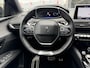 Peugeot 3008 130 Pk * AUTOMAAT * Luxe Allure * Net binnen * zeer veel opties Vingerhoets; Vierde Generatie Eersteklas Service. Al meer dan 100 jaar een begrip in de Brabantse Kempen.