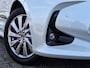 Mazda 2 Hybrid 1.5 Select | Stoel/stuurverwarming | Climate control | Parkeerhulp voor/achter | Head-up Display | Achteruitrijcamera | Keyless start/entry |