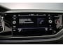 Volkswagen Polo R-Line 1.0 TSI 95pk Adaptive cruise control, LED matrix koplampen, Achteruitrijcamera, Stoelverwarming, App connect, Parkeersensoren, Airco, DAB, Radio