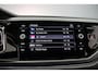Volkswagen Polo R-Line 1.0 TSI 95pk Adaptive cruise control, LED matrix koplampen, Achteruitrijcamera, Stoelverwarming, App connect, Parkeersensoren, Airco, DAB, Radio