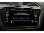 Volkswagen Tiguan R-Line 1.5 TSI 150pk DSG Automaat Adaptive cruise control, LED matrix koplampen, Achteruitrijcamera, Elektrische achterklep, Navigatie, virtual cockpit, stoelverwarming